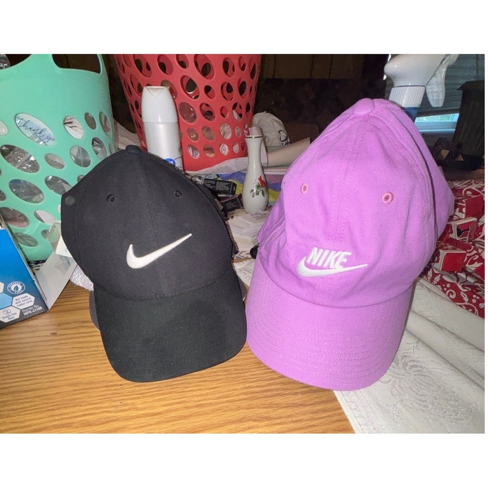 Nike Baseball Caps Bundle Black Legacy91 Dri-FIT & Pink Heritage86 Hats 2PC